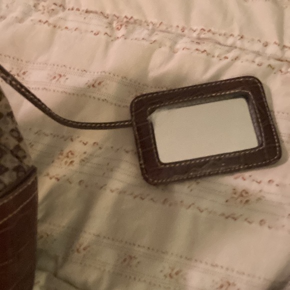 Liz Clayborne Limited edition purse - Picture 4 of 9